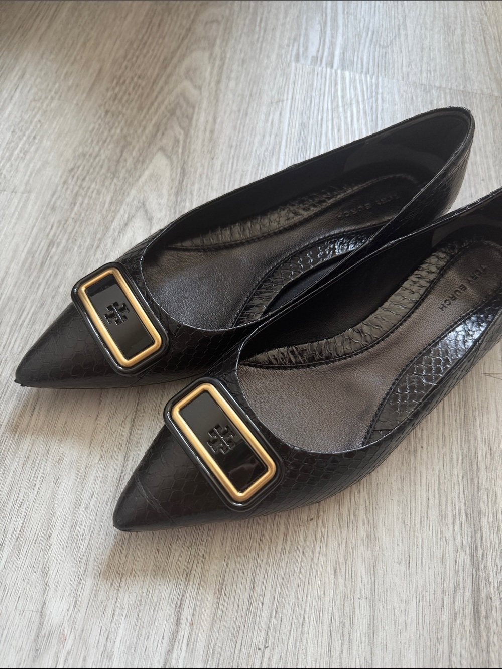 Tory Burch Black Pointed Leather Flats with Gold-Tone Buckle